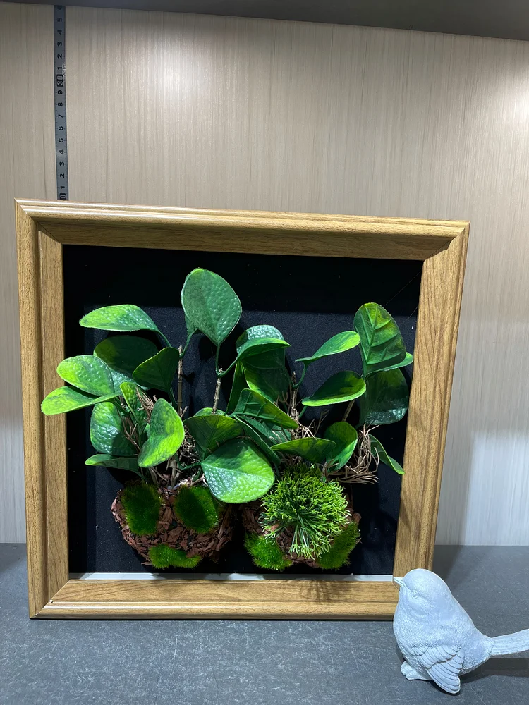 Artificial Round Foliage Arrangement in Natural Wooden Framed Display（Size:12 in*12 in）