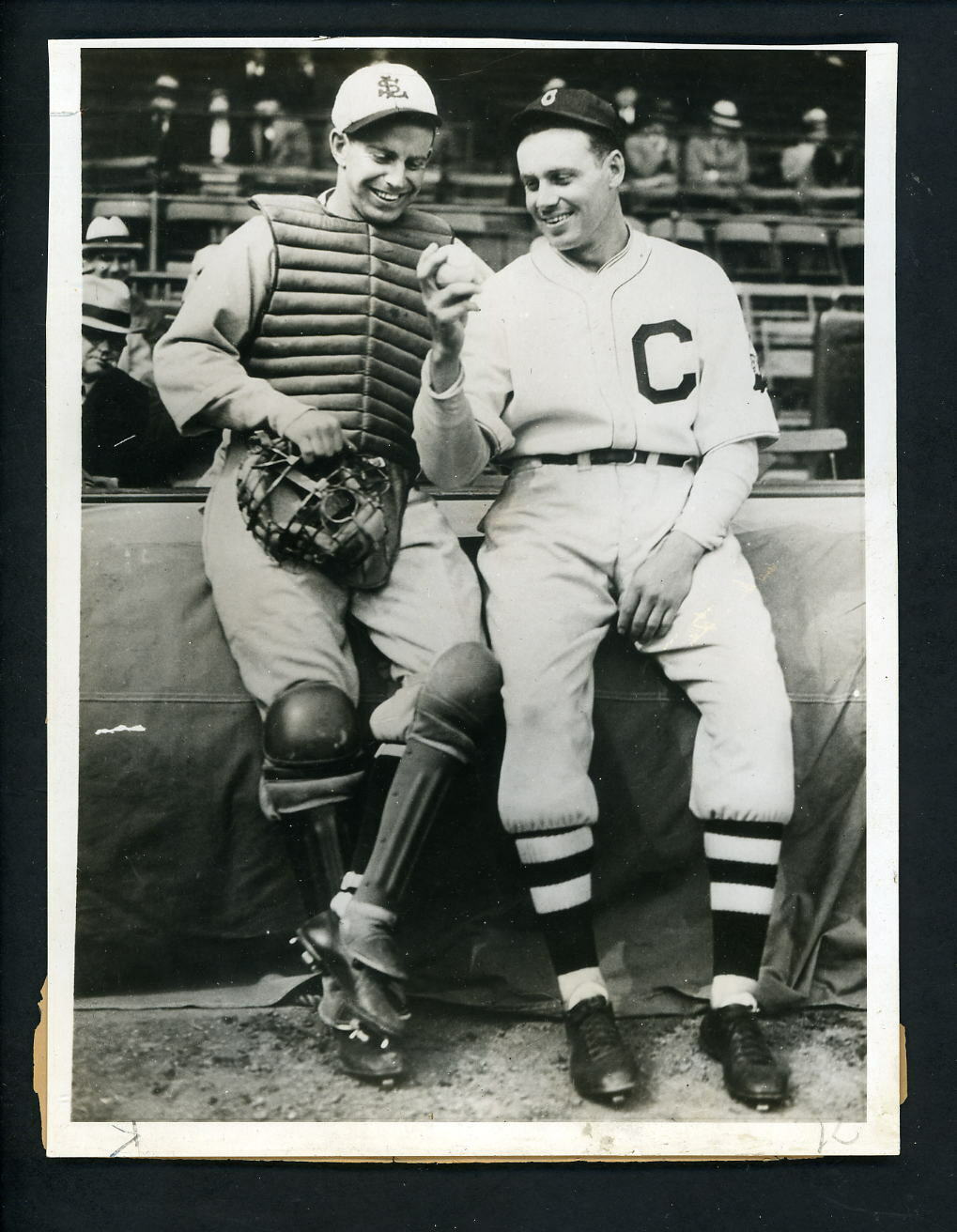 Wes & Rick Ferrell 1932 Type 1 Press Photo Poster painting Cleveland Indians St. Louis Browns