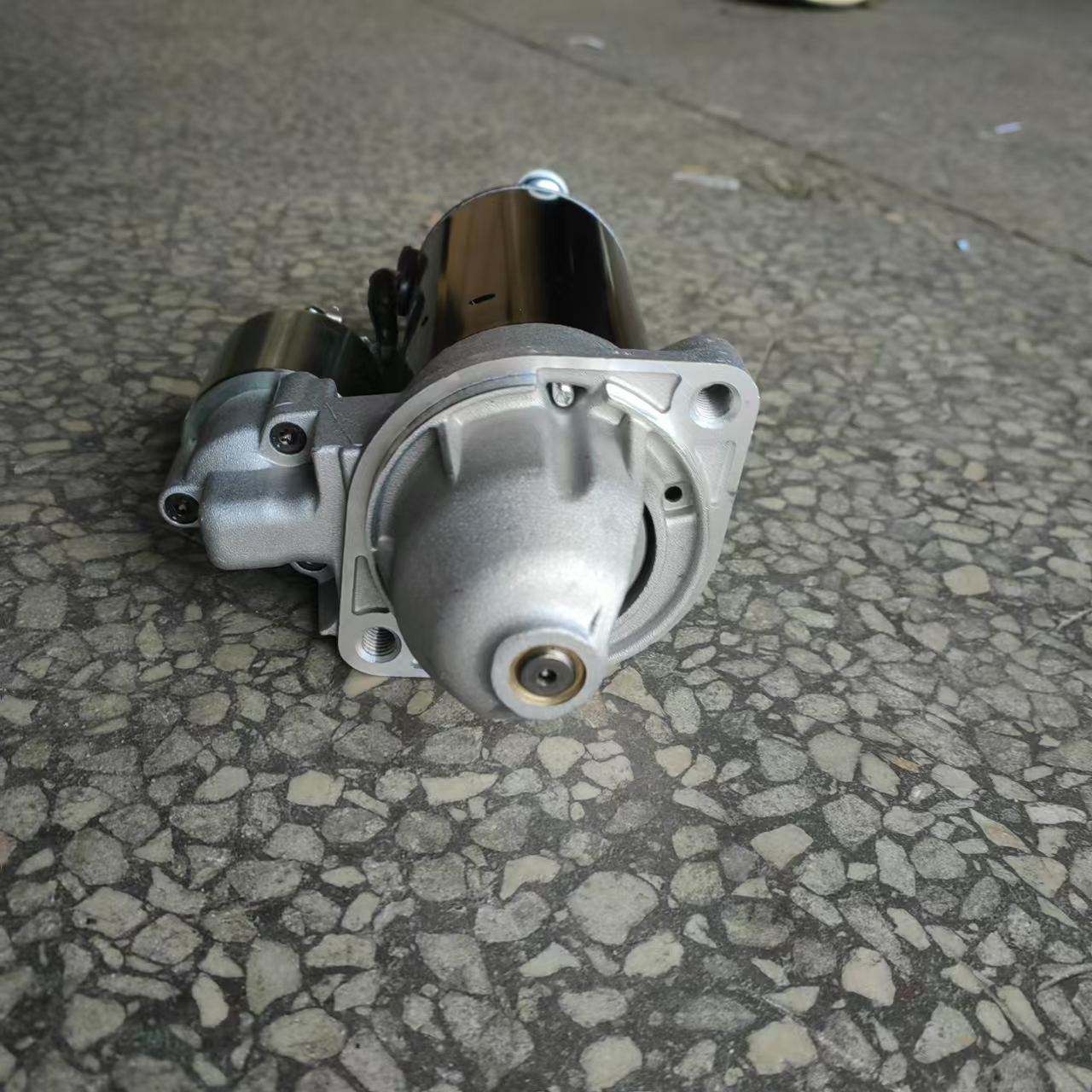 STG92204 Starter Motor  0001109042 20400770 for GAZ GAZELA MOTOR ODMA 2.1 TD GAZ560
