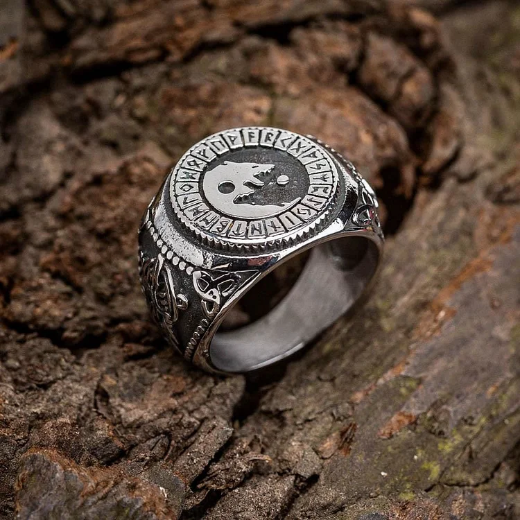 Coutureaura Viking Signet Wolf Rune Ring