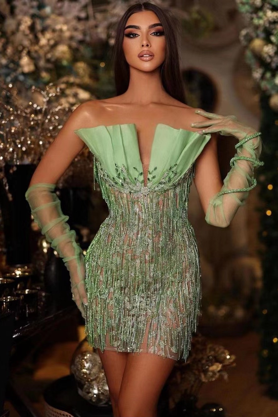 Beautiful Green Beaded Rhinestone Short Prom Dress With Lace Glovess | Risias