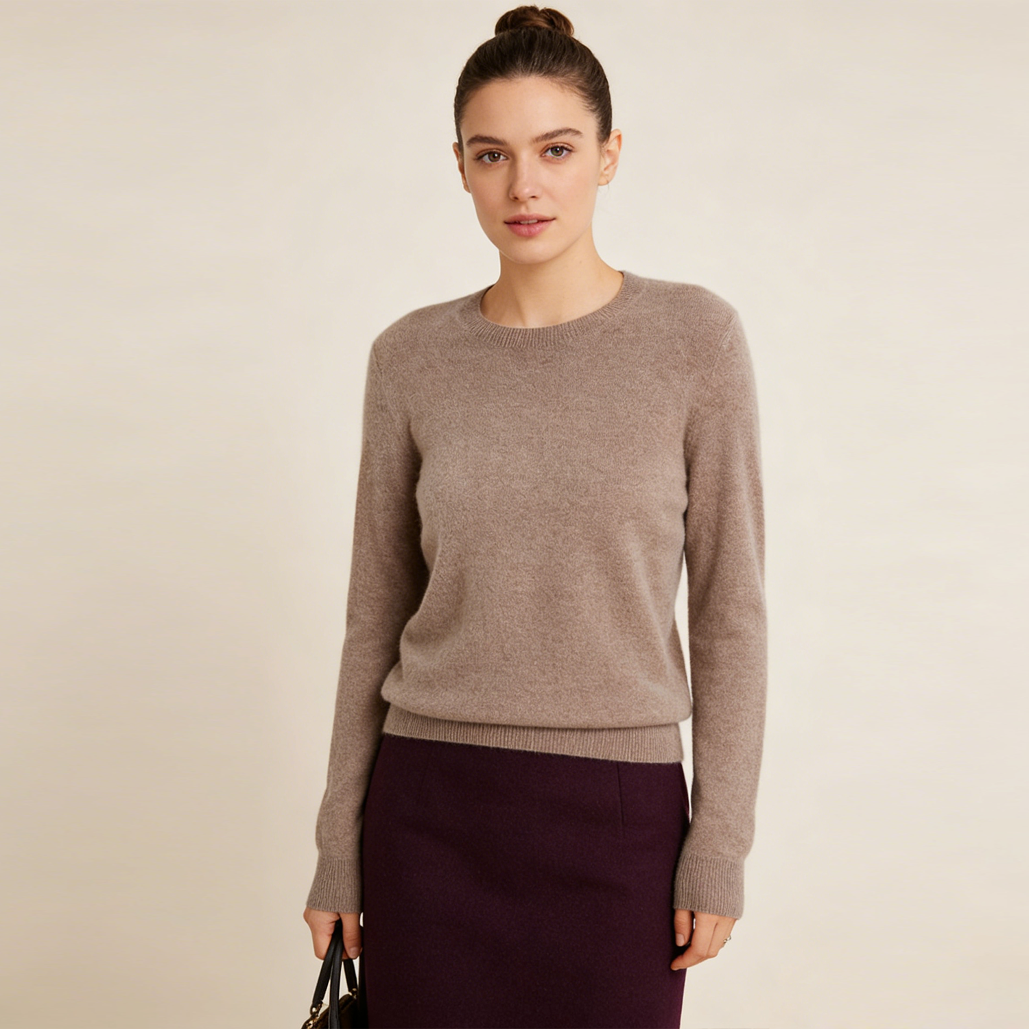 Round Neck Cashmere Knitted Sweater REAL SILK LIFE