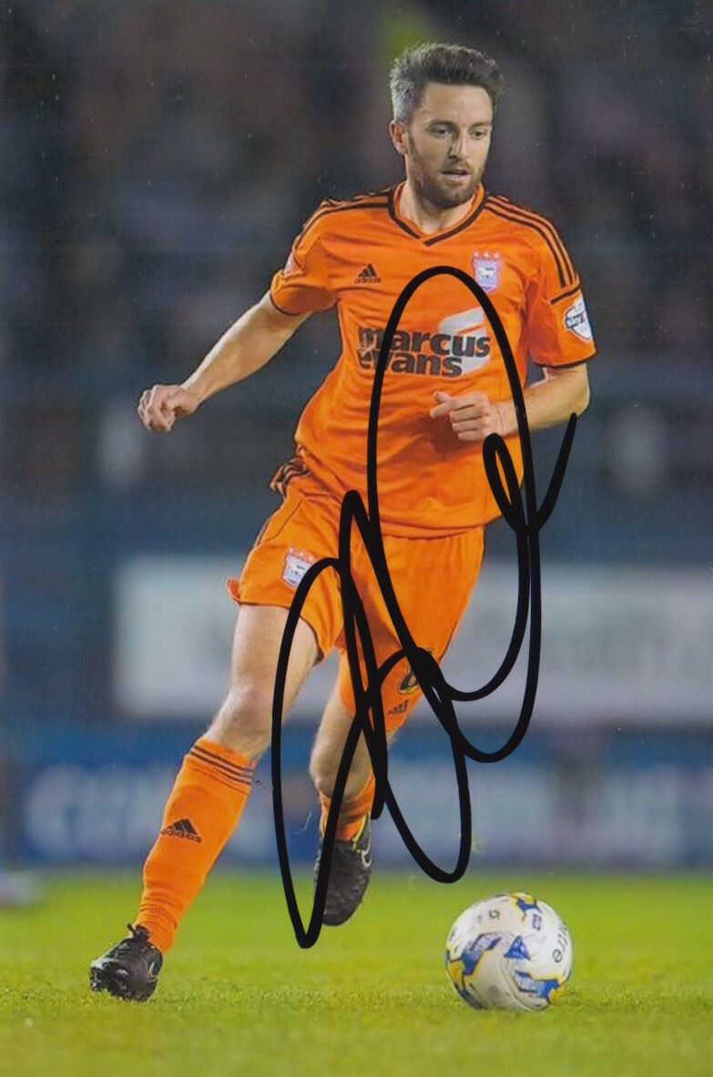 IPSWICH TOWN HAND SIGNED COLE SKUSE 6X4 Photo Poster painting 2.