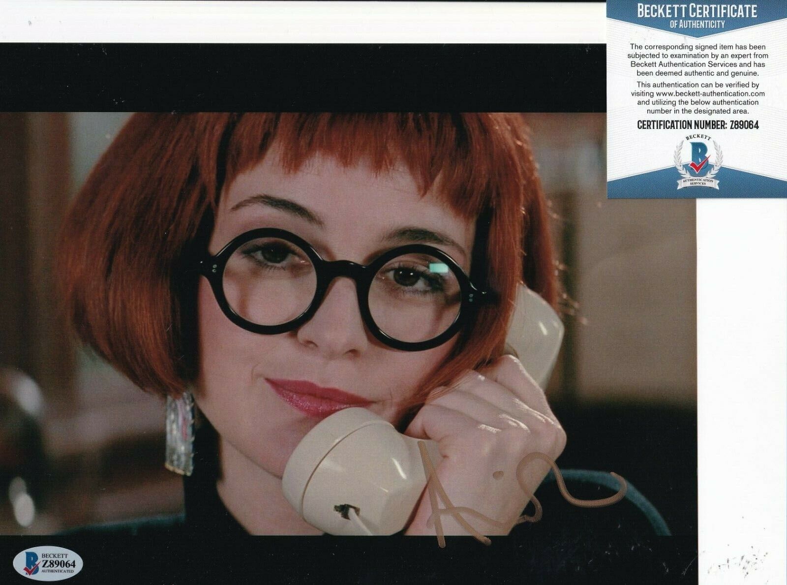 ANNIE POTTS signed (GHOSTBUSTERS) Janine movie 8X10 Photo Poster painting BECKETT BAS Z89064