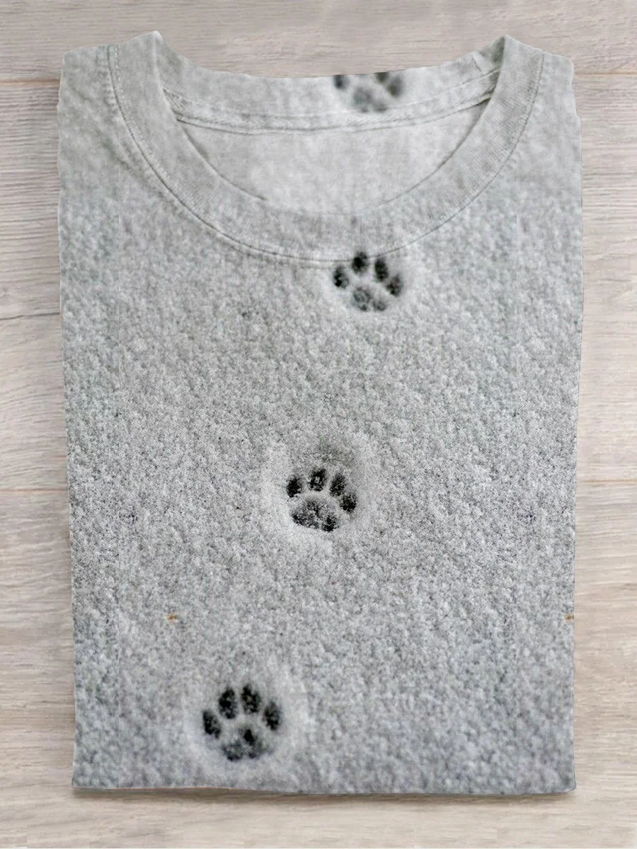 Cat Paw Prints In The Snow Casual Print T-shirt Eagerlys