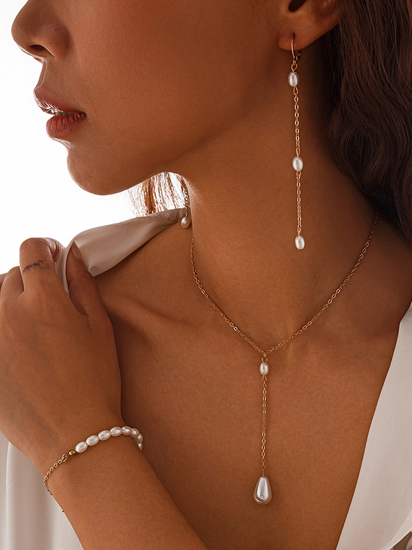 Imitation Pearl Chain Necklace Three Piece Set