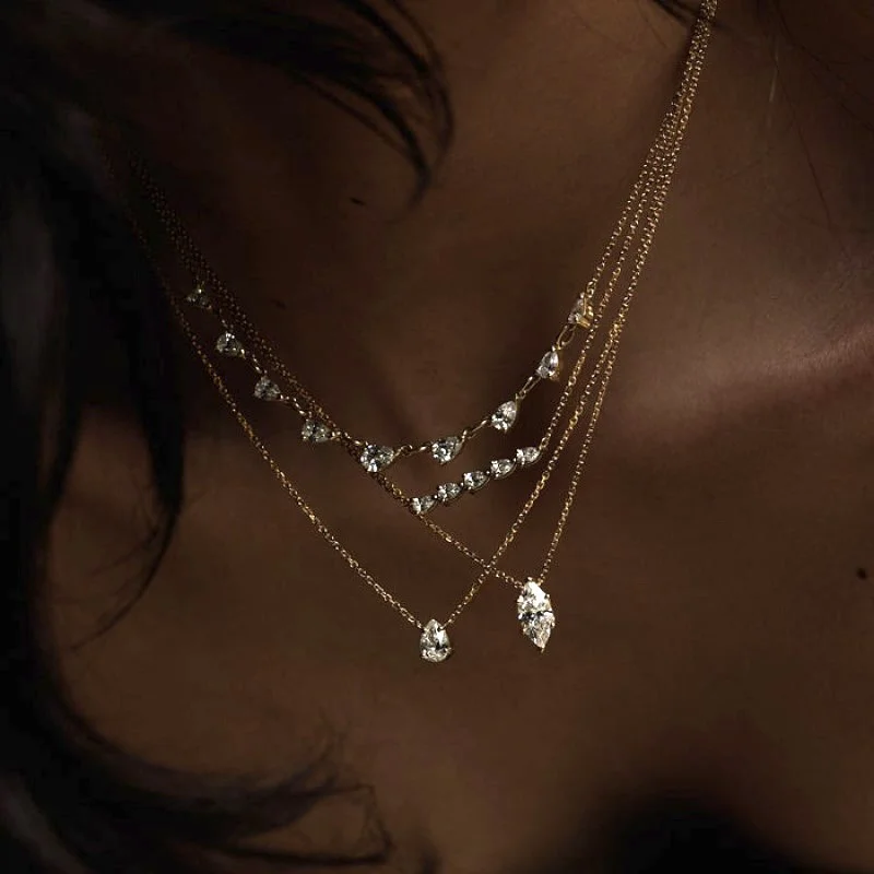 Women's Oval Round Crystal Pendant Necklace