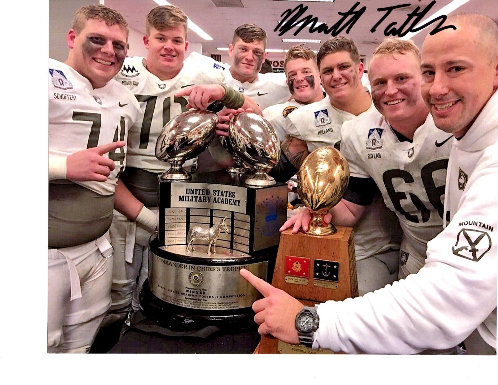 Brett Toth Army Football hand signed autographed 8x10 football Photo Poster painting Commander b