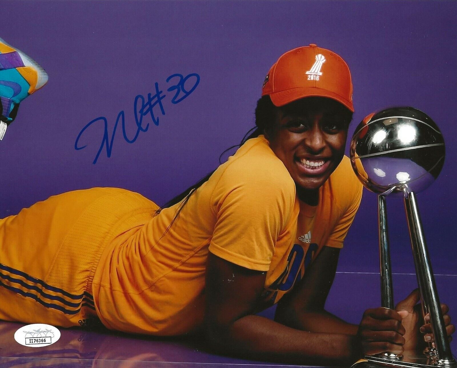 Nneka Ogwumike signed Los Angeles Sparks 8x10 Photo Poster painting autographed LA 5 JSA