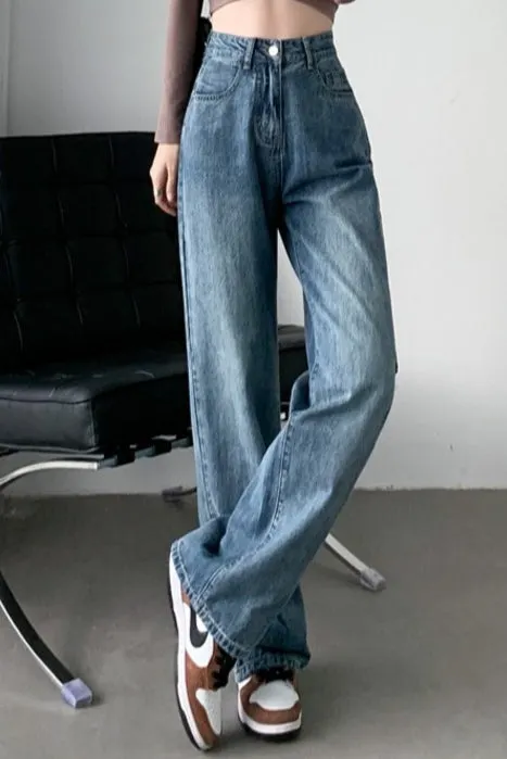 High Waist Relaxed Fluid Straight Jeans