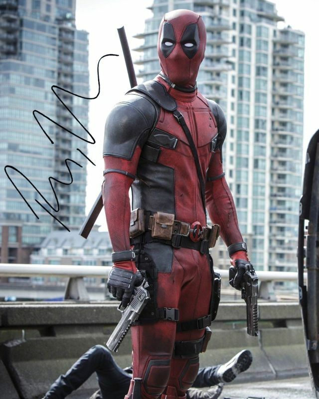 Ryan Reynolds - Deadpool Autograph Signed Photo Poster painting Print