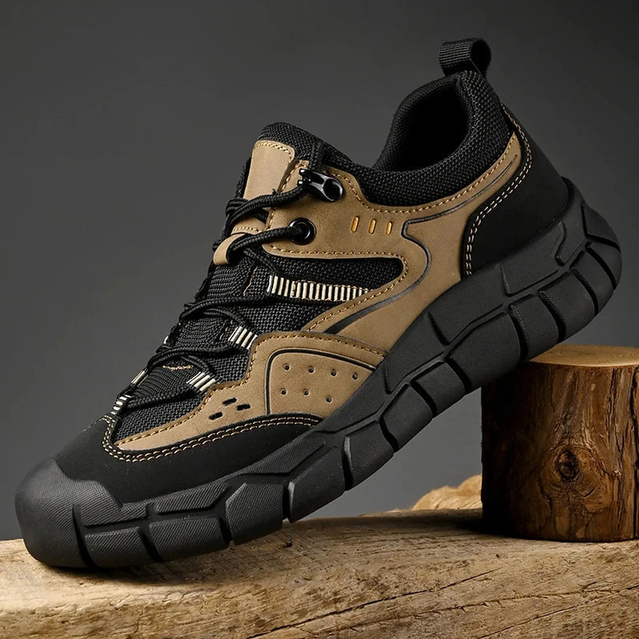 Men's Suede Trail Trainers &ndash; Lightweight Hiking to City Wear