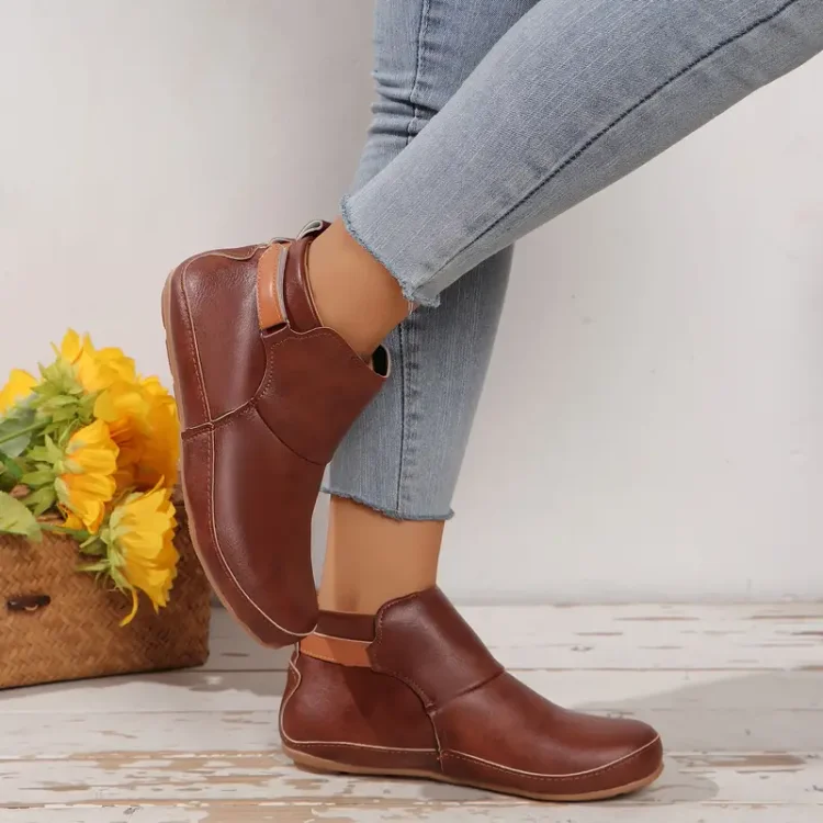 Chic Women's All-Season Platform Boots