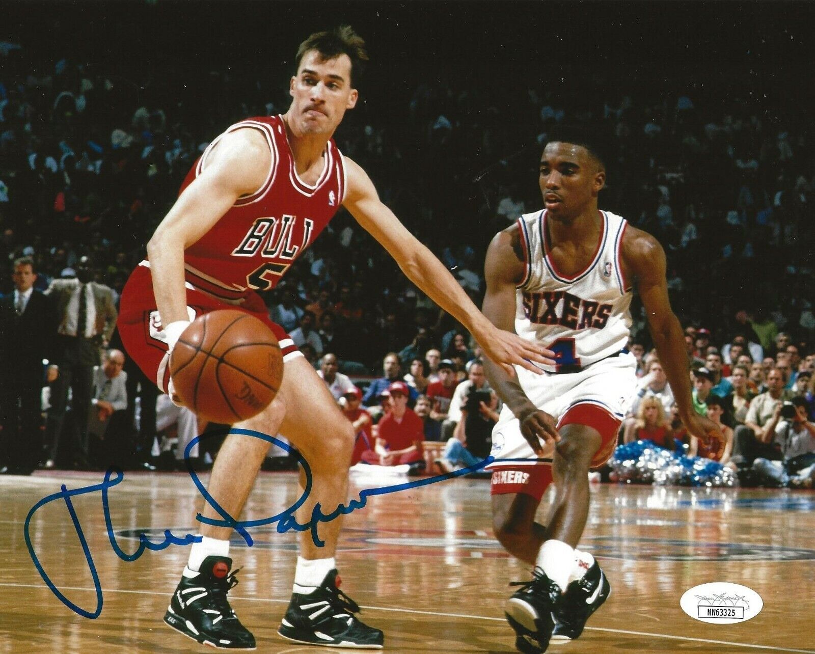 John Paxson signed Chicago Bulls 8x10 Photo Poster painting autographed 2 JSA