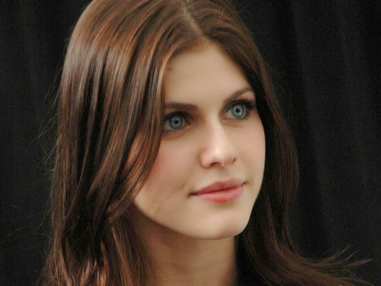 Alexandra Daddario 8x10 Picture Simply Stunning Photo Poster painting Gorgeous Celebrity #31