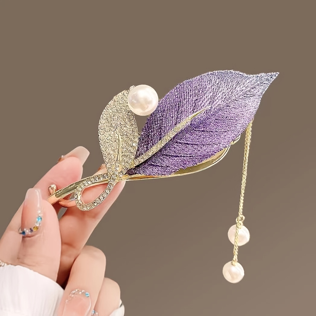 1 Piece Leaf Tassel Headdress Hair Clip - Dazzling Rhinestone, Lustrous Pearl Button, Durable Zinc Alloy, Exquisite Handmade Embroidery - Perfect for Everyday Wear, Stylish Hair Styling, Single Piece Fashionable Hair Accessories for Women