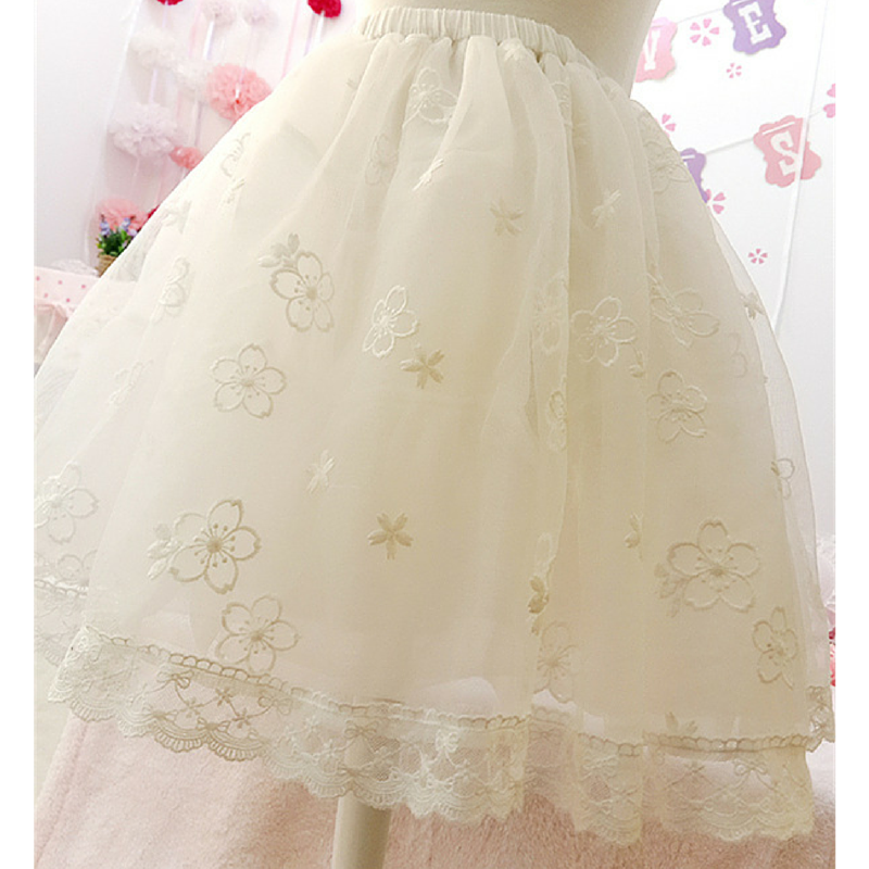 Black/White Lolita Sakura Pattern Lace Skirt SP165484