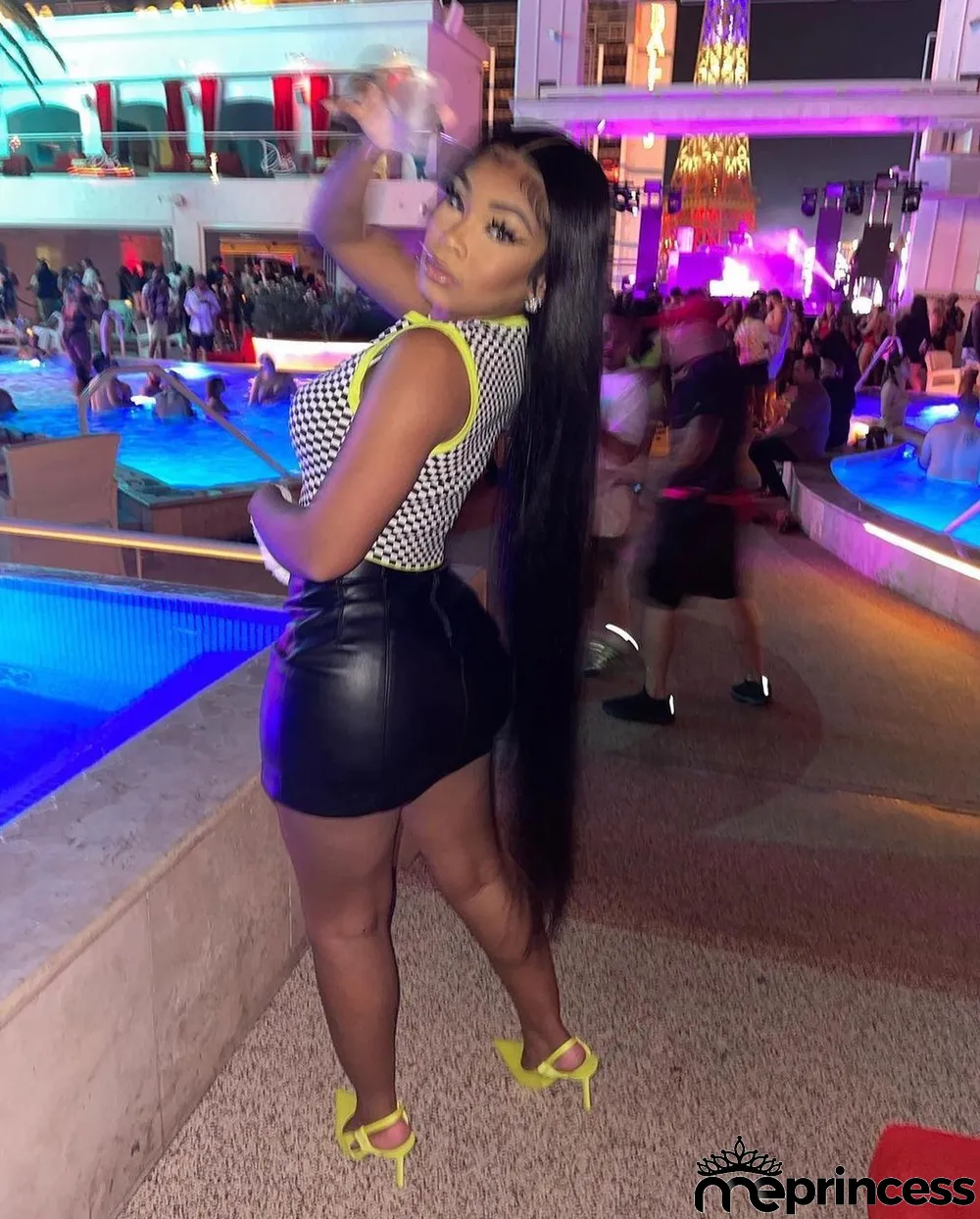 Black Leather Mid-Waist Mini Skirt