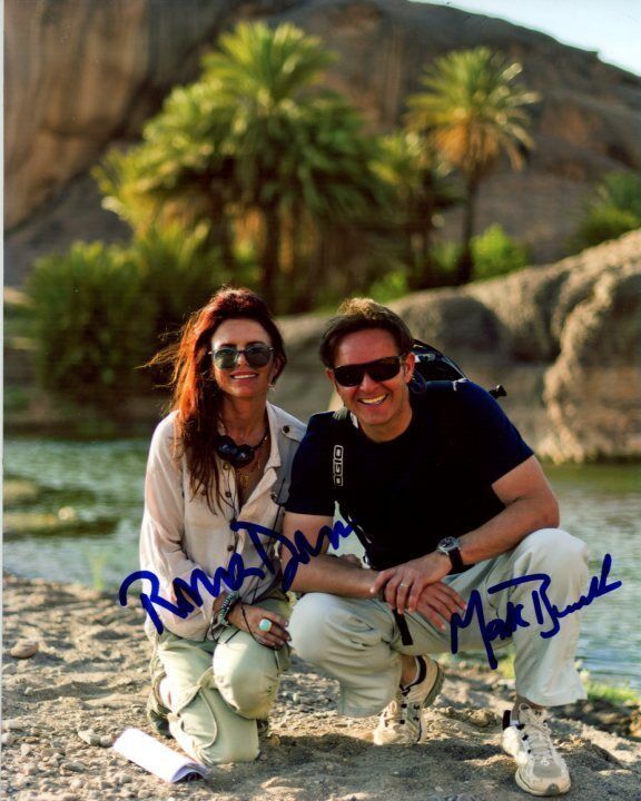 ROMA DOWNEY and MARK BURNETT signed autographed Photo Poster painting