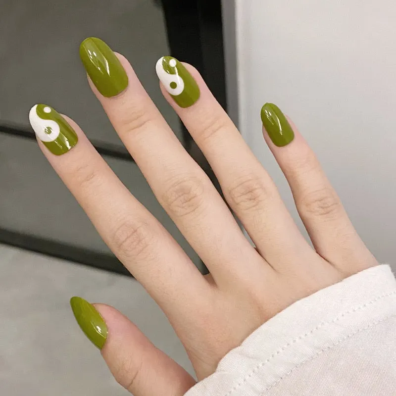 24pcs/box Press On Nails Almond Tai Chi White and Black Wearing Nail Finished oval head pre design acrylic nail tips for girls-Nail Inspo