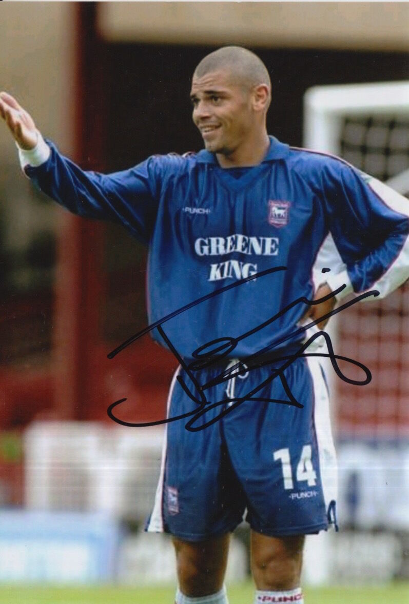 IPSWICH TOWN HAND SIGNED JERMAINE WRIGHT 6X4 Photo Poster painting 1.