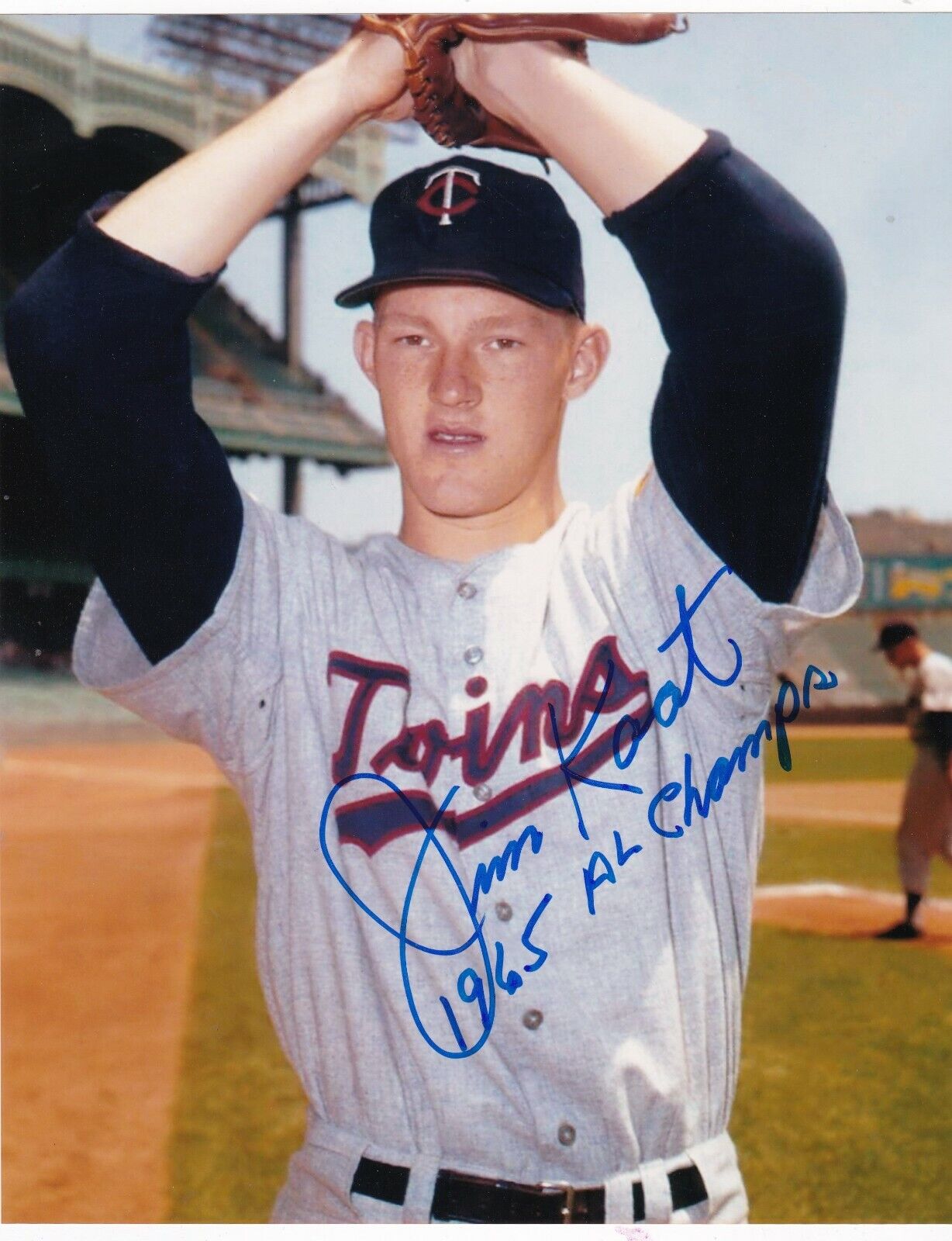 JIM KAAT MINNESOTA TWINS 1965 AL CHAMPS ACTION SIGNED 8x10