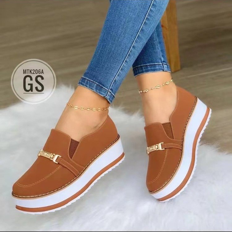Mature Women Slip On Flat Sneakers Shoes