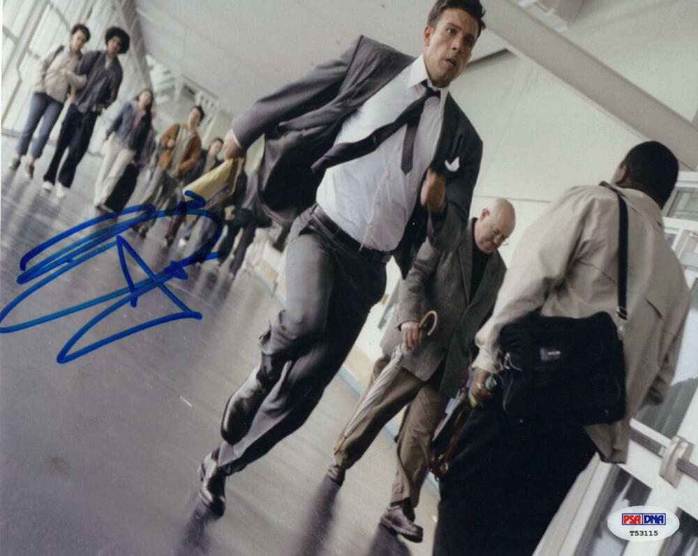 BEN AFFLECK SIGNED AUTOGRAPH 8x10 Photo Poster painting - FULL SIGNATURE, BATMAN, DOGMA ARGO PSA