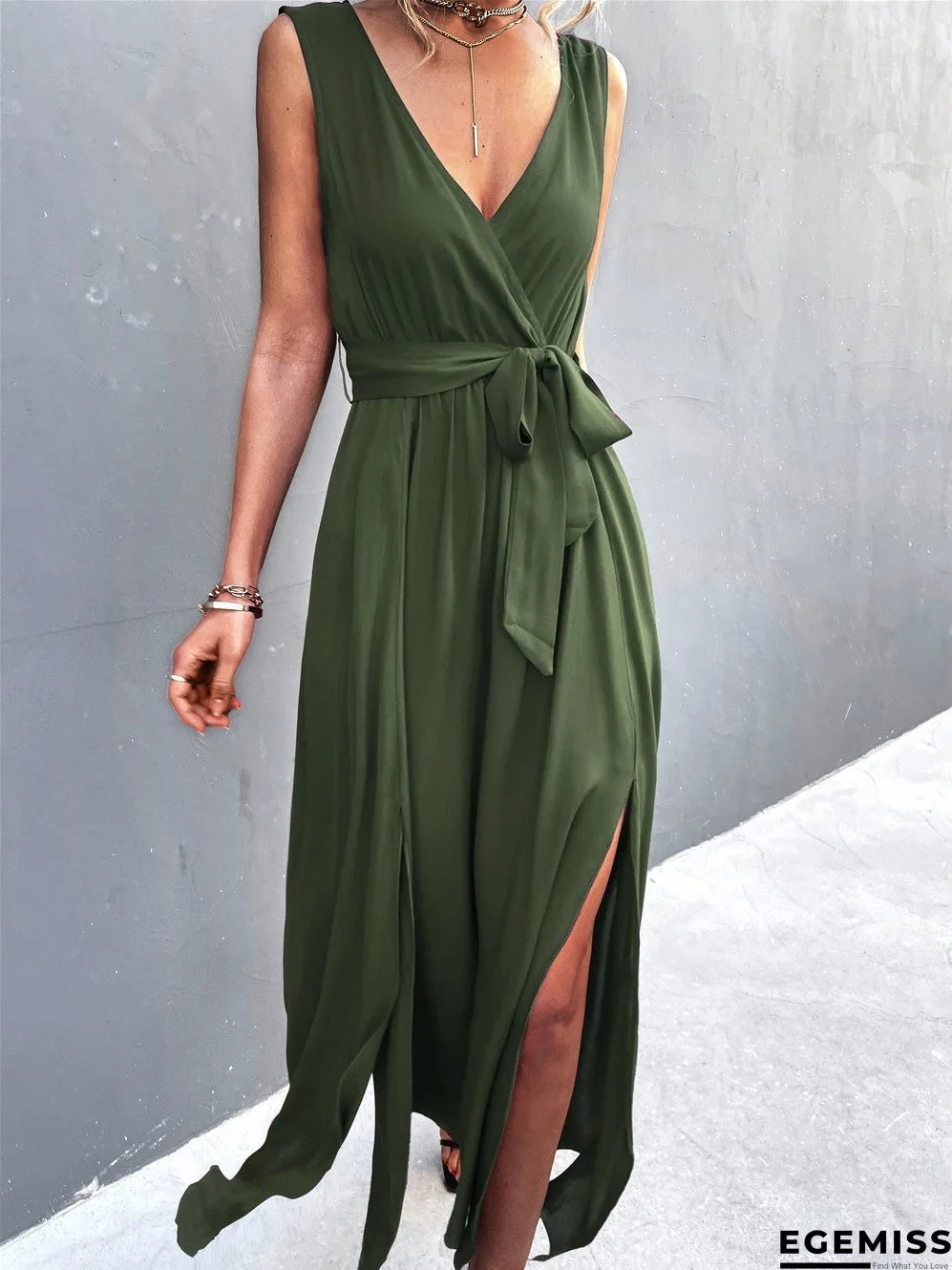 Women's Dresses V-Neck Belted Sleeveless Slit Dress | EGEMISS