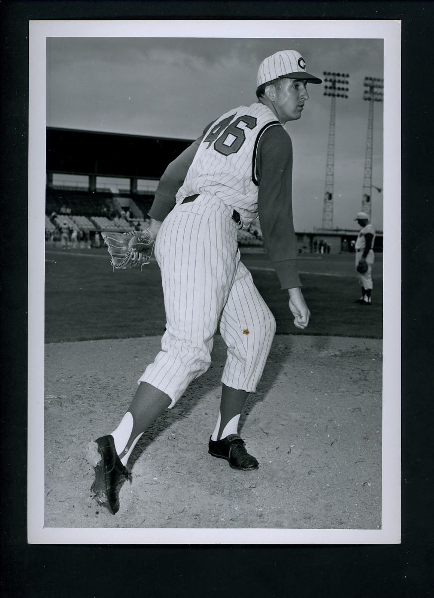 Jim Maloney The Sporting News & Cincinnati Reds Baseball Club 1963 Press Photo Poster painting B