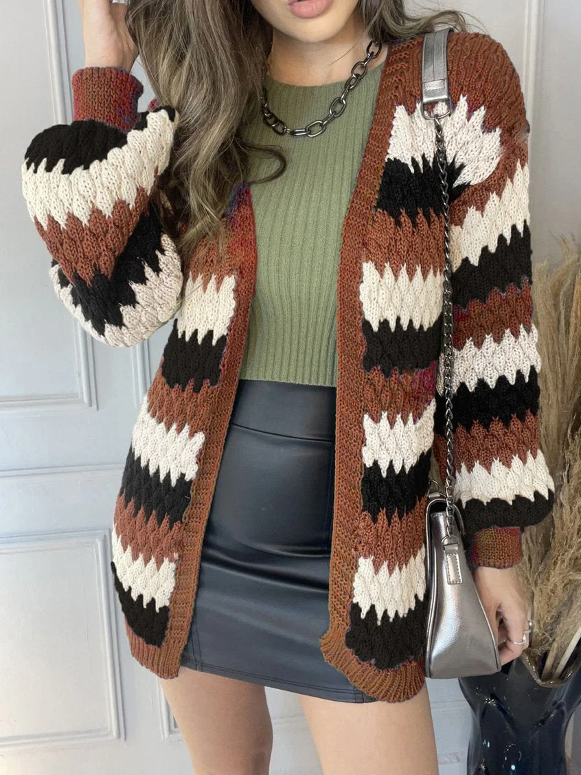 Women Half Sleeve V-neck Solid Color Dress