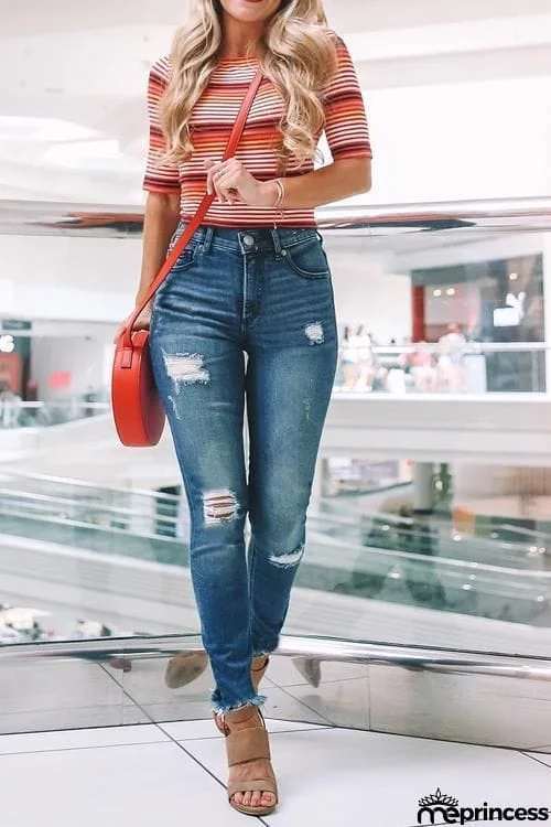 Broken Hole Skinny Jeans