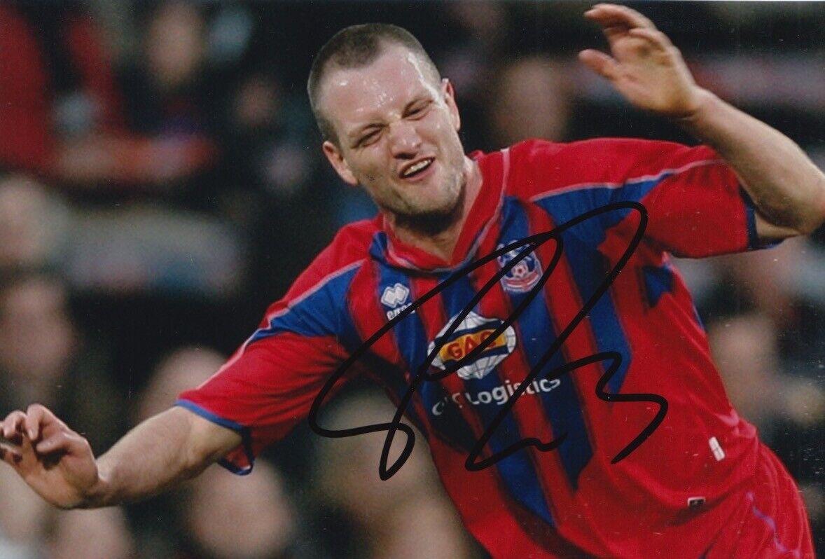 CLINT HILL HAND SIGNED 6X4 Photo Poster painting CRYSTAL PALACE FOOTBALL AUTOGRAPH 1