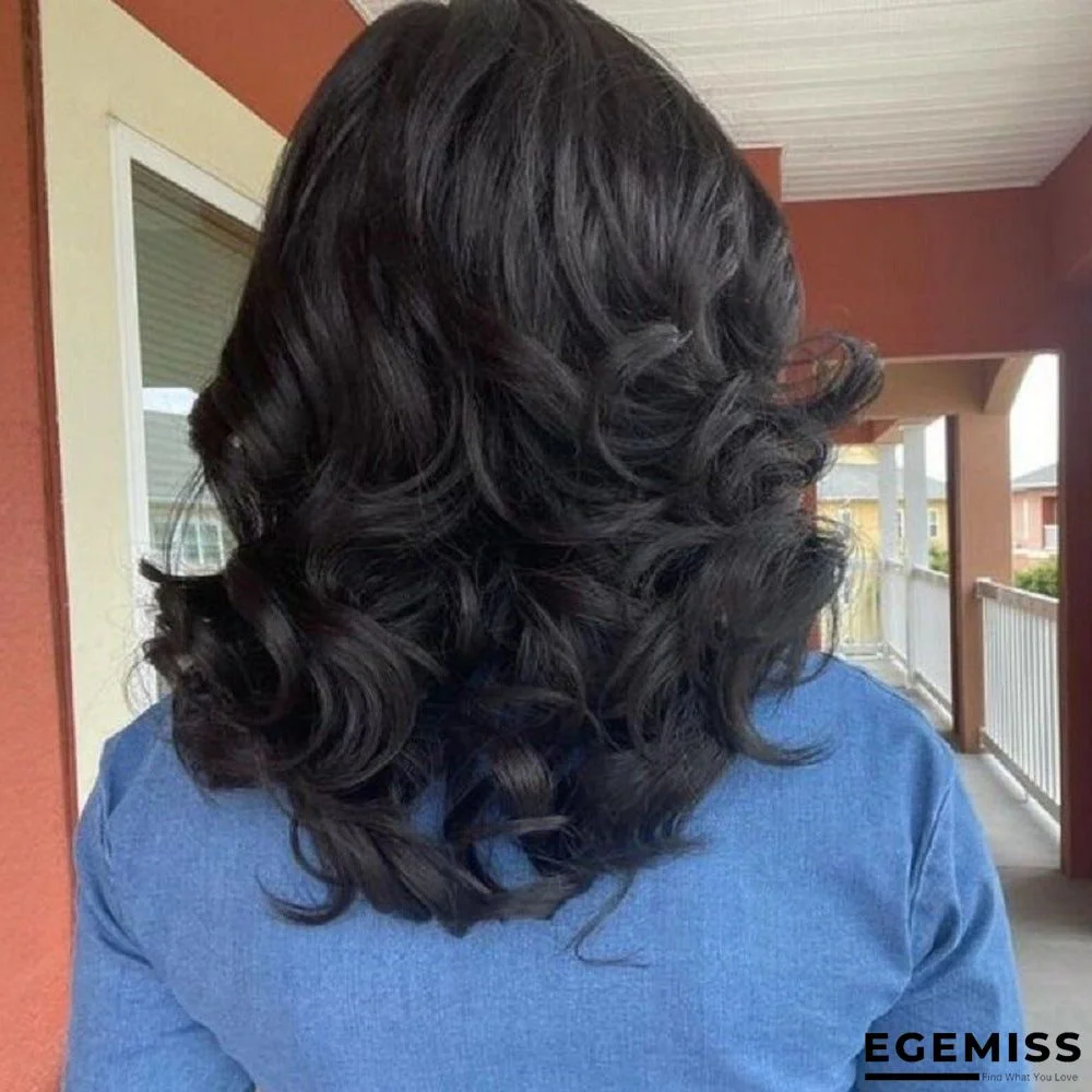 African Wig Woman with Long Hair In Black Wavy Curls | EGEMISS