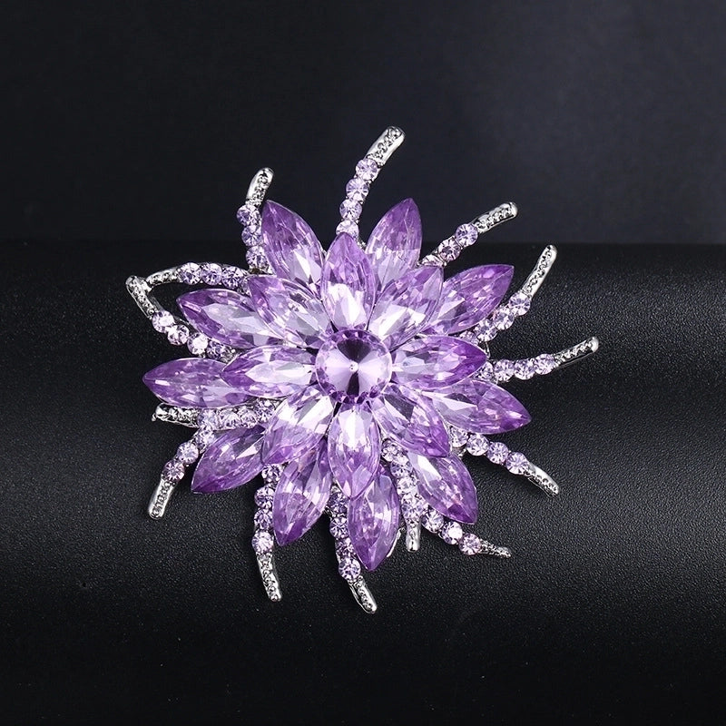 Korean Style Pin Flower Alloy Plating Rhinestones Women’S Brooches
