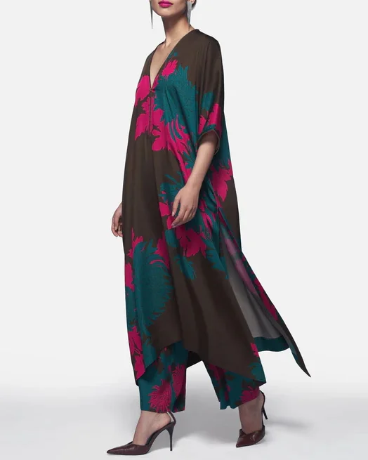 V-neck side slit kaftan dress