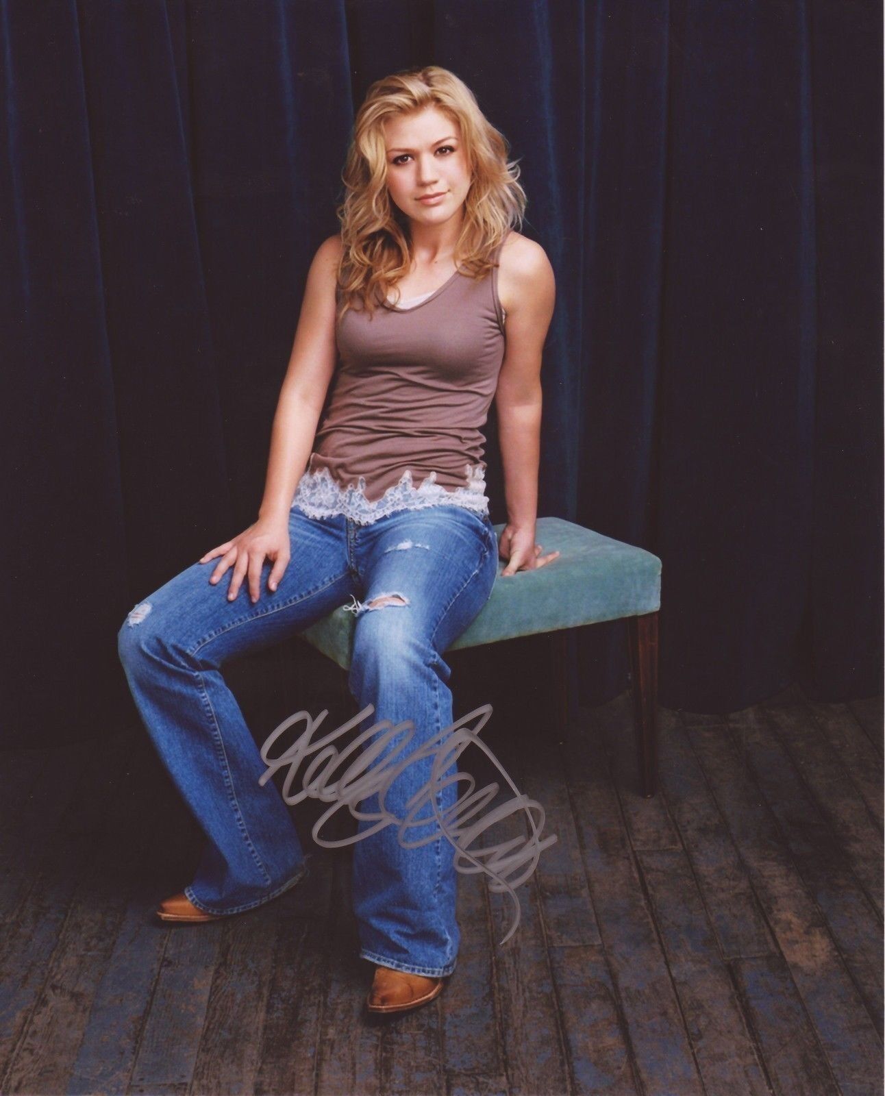 KELLY CLARKSON AUTOGRAPH SIGNED PP Photo Poster painting POSTER