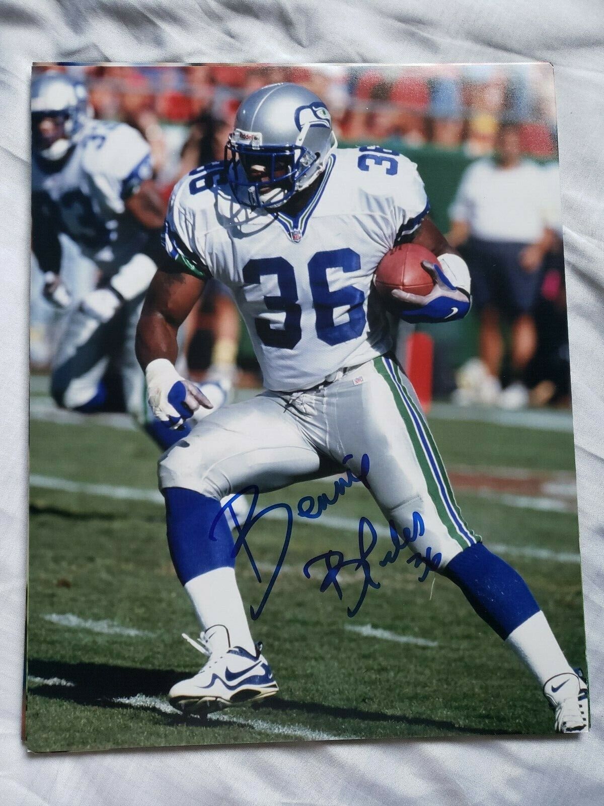 BENNIE BLADES SEATTLE SEAHAWKS SIGNED AUTOGRAPHED 8X10 Photo Poster painting COA FOOTBALL NFL