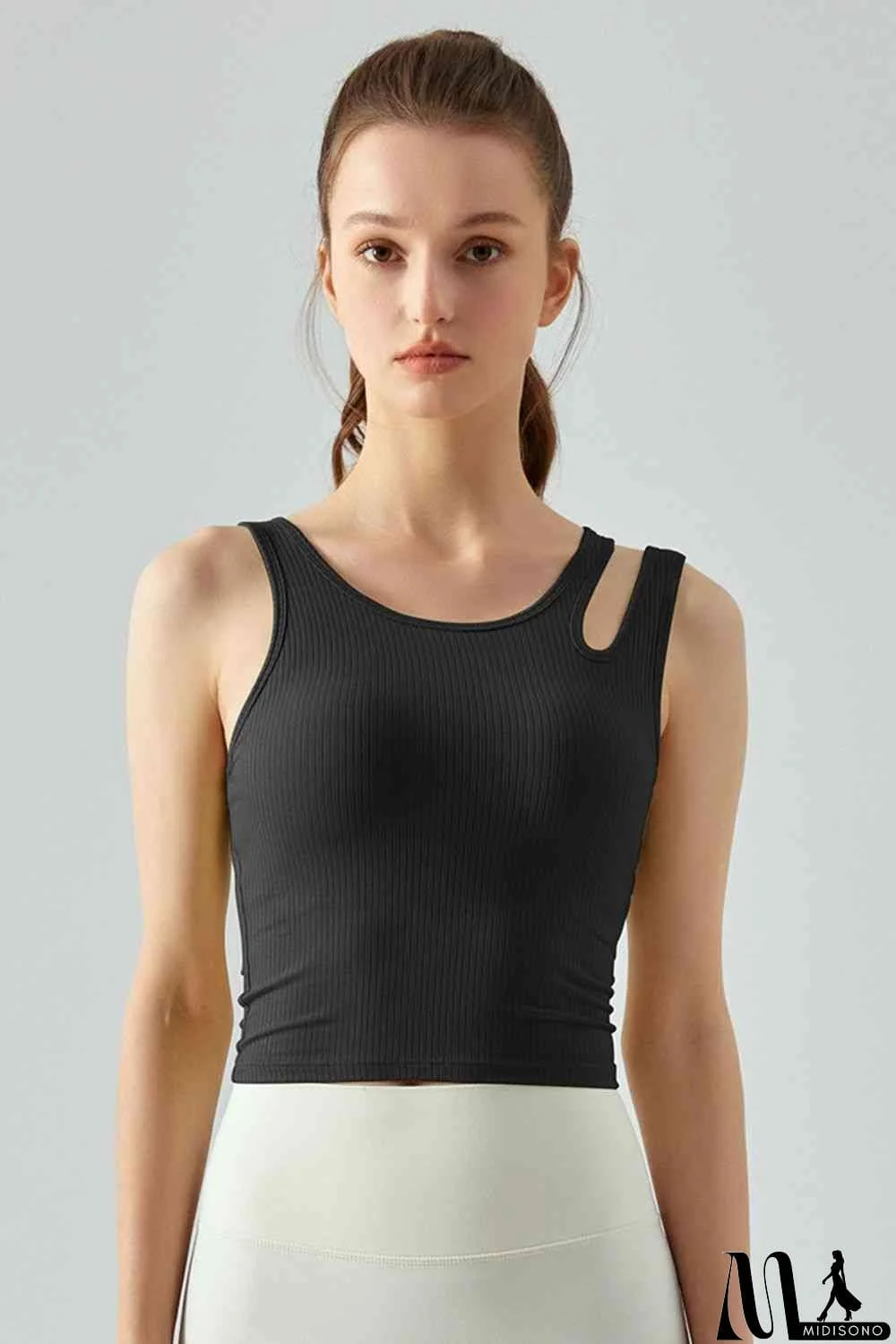 MidiSono - Ribbed Round Neck Sports Tank Top