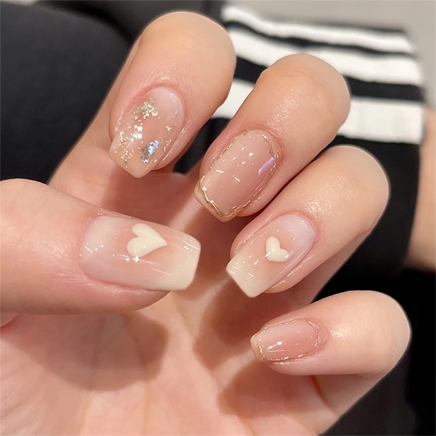 Qinice 24Pcs/Set Milkshake Diamond Lattice Wearing False Nails Tips Fall Winter Adhesive Fake Nails Removable French Press on Nail Art