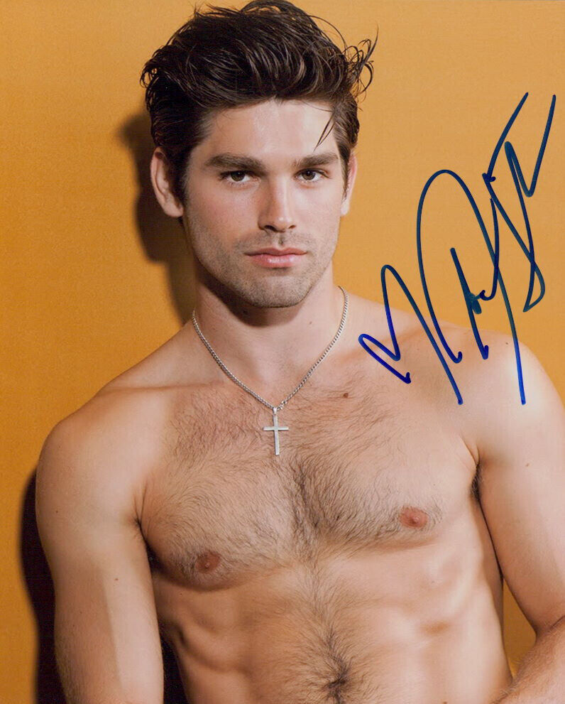 Justin Gaston signed 8X10 Photo Poster painting