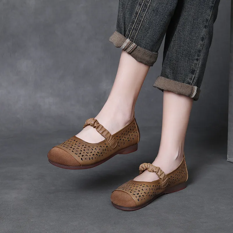 Yyvonne Cowhair Retro Flat-Soled Sandals Women 2025 Summer New Casual Comfortable Soft-Soled Mother Shoes