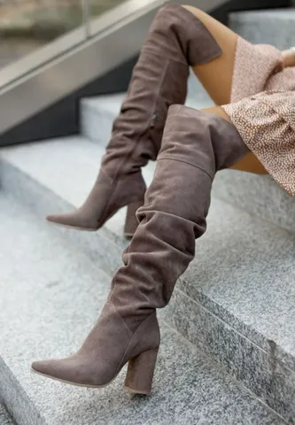 Somala Overknee-Schlupfstiefel