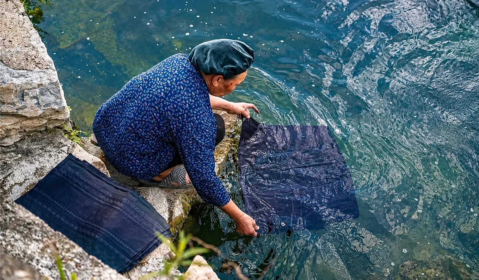 Washing and removing wax from batik fabric