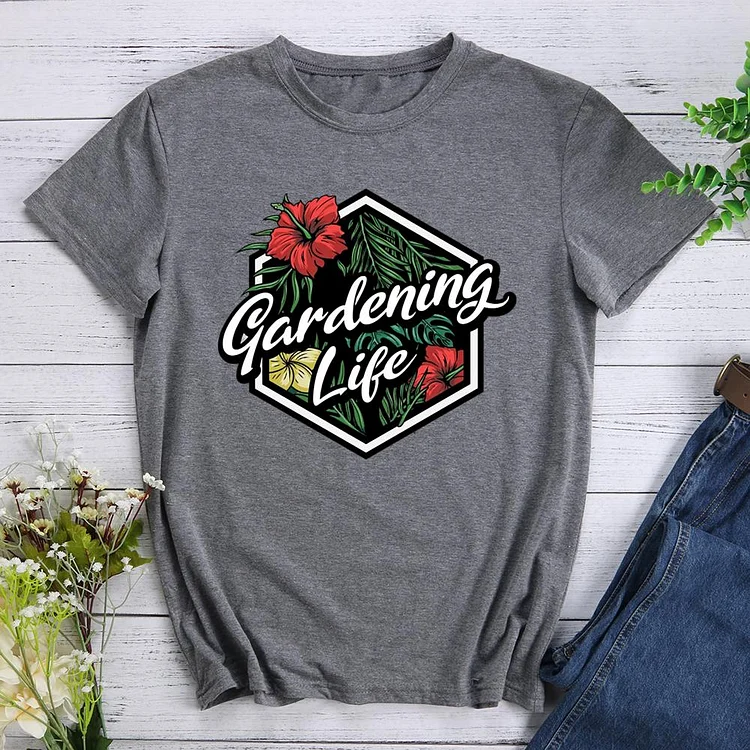 Gardening Life Round Neck T-shirt