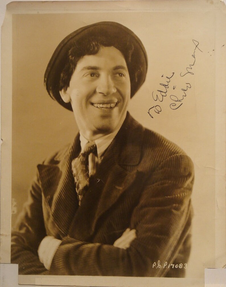 CHICO MARX SIGNED Autographed Photo Poster painting Monkey Business The Cocanuts A night At The Opera wcoa