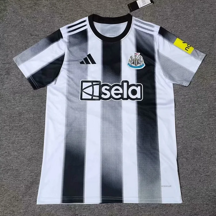 Fans 25/26 Newcastle United Training Jersey