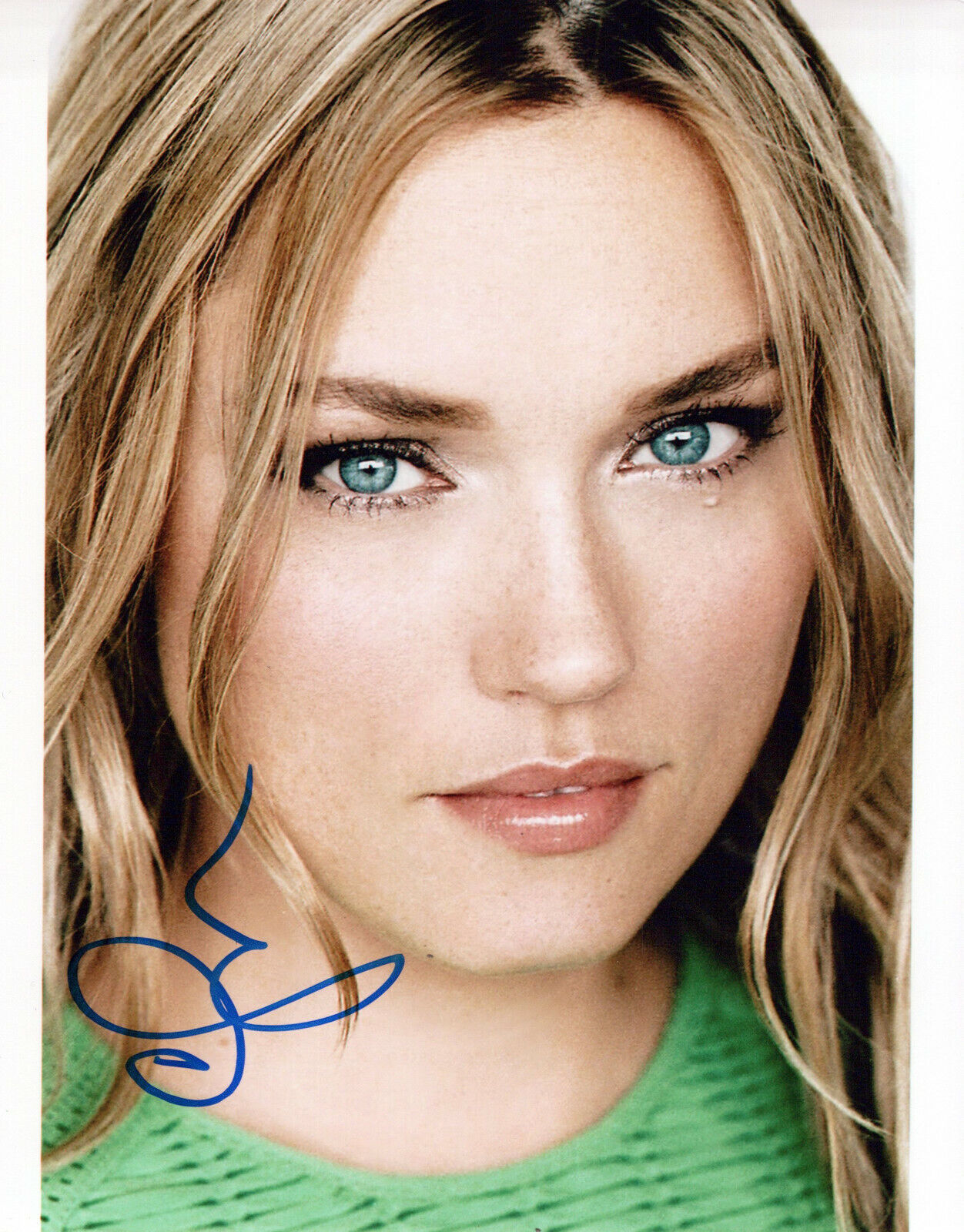 Clare Grant glamour shot autographed Photo Poster painting signed 8x10 #2