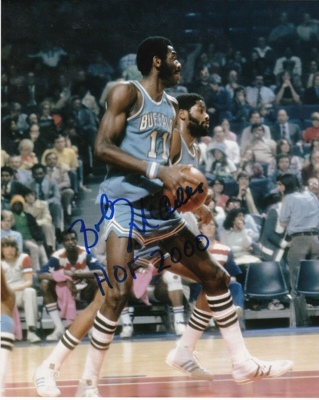 BOB MCADOO BUFFALO BRAVES HOF 2000 ACTION SIGNED 8x10