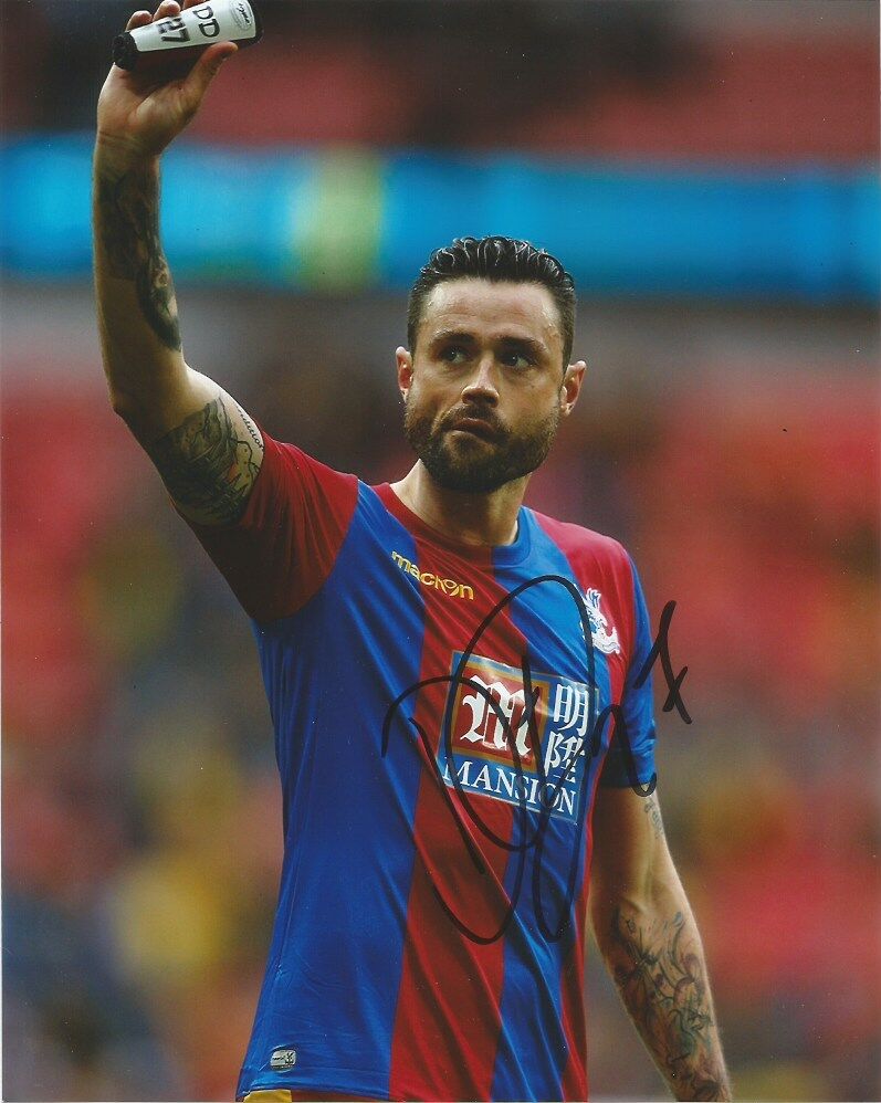 Crystal Palace Damien Delaney Autographed Signed 8x10 Photo Poster painting COA